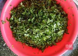 莴笋叶的蒸法的做法图解2