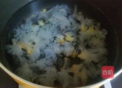 木瓜梨子银耳汤的做法图解7