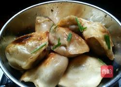 韭菜猪肉煎饺的做法图解6