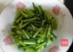 木耳蒜苗炒肉絲的做法图解2