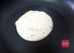 肉桂黑芝麻松饼的做法图解3