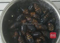 炸柞蚕蛹的做法图解2