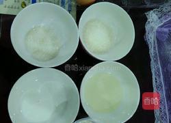 电饭锅蛋糕的做法图解1