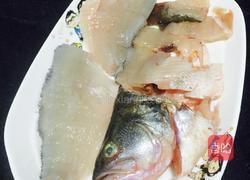 上汤鲈鱼的做法图解2