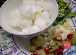 酸辣鸡杂的做法图解1