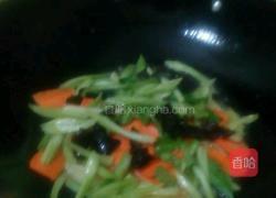 芹菜炒豆腐的做法图解4