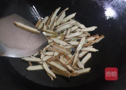 豌豆格炒香干的做法图解2