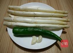素炒白芦笋的做法图解1