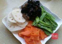 荷塘小炒的做法图解1