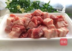 春笋烧肉的做法图解1