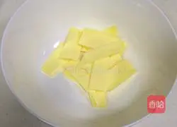 Illustration of how to make meat floss biscuits 1