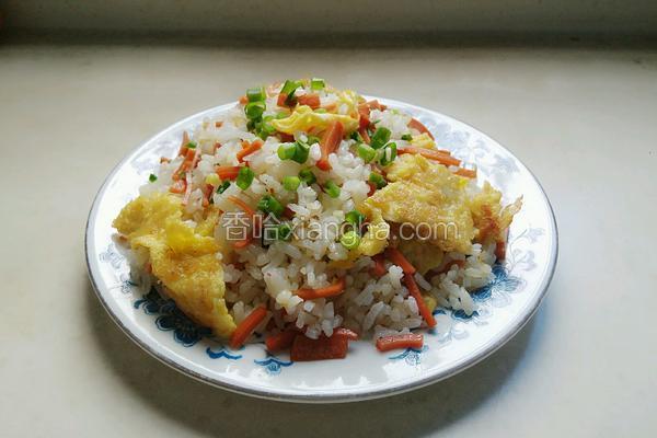 鸡蛋火腿炒饭（快手饭）