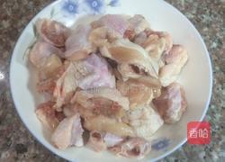 香辣鸡丁的做法图解1