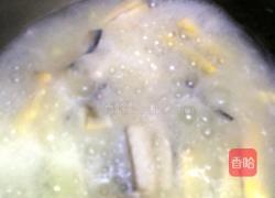 奶白鱼汤的做法图解4