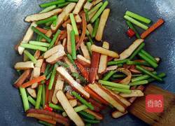 蒜薹炒香干的做法图解5