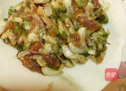 槐花大肉包的做法图解3