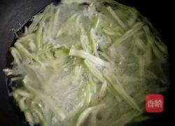 肉丝芸豆的做法图解1