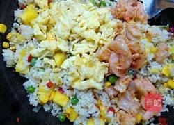 菠萝炒饭的做法图解14
