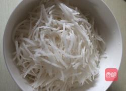 玉米萝卜丝饼的做法图解1