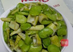 蚕豆炒春笋的做法图解6