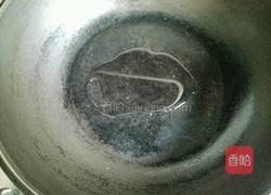 五花肉红烧咸鱼的做法图解3