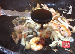 蚝油蟹味菇韭菜炒虾仁的做法图解5