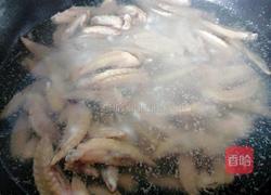 红烧鸡翅尖的做法图解3