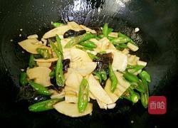 尖椒炒春笋的做法图解10