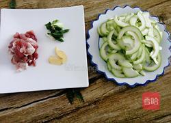 西葫芦炒肉片的做法图解3