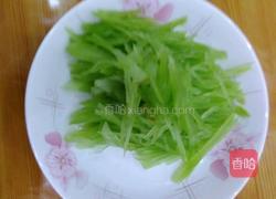 莴笋凉拌的做法图解2