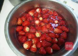 红糖版草莓酱的做法图解2
