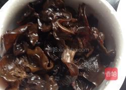 木耳炒肉的做法图解4