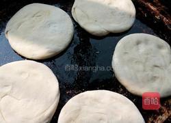 自做发面小饼的做法图解7