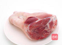 秘制酱肘子卷的做法图解1