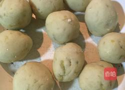 炸地瓜丸子的做法图解2