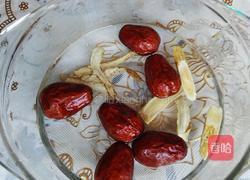 当归乌鸡汤的做法图解1