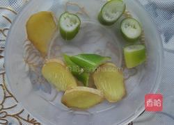 当归乌鸡汤的做法图解3