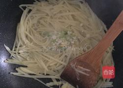 家常素炒土豆丝的做法图解5