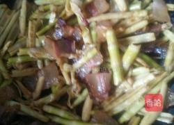 小鲜笋炒腊肉的做法图解5