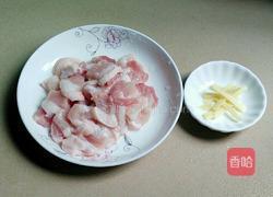 秀珍菇炒肉的做法图解1