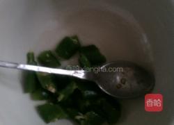 辣椒蛋炒饭的做法图解1