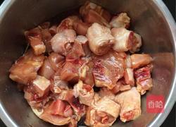 咖喱鸡块的做法图解1