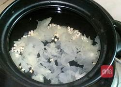 木瓜银耳薏仁羹的做法图解3