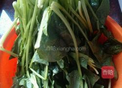 菠菜蛋汤的做法图解1