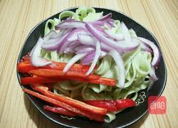 辣拌菠菜凉面的做法图解7