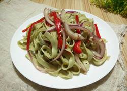 辣拌菠菜凉面