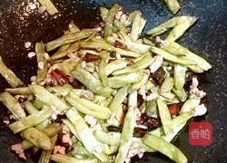 干煸四季豆的做法图解6