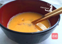 香椿煎鸡蛋的做法图解5
