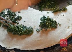 煎饼韭菜盒子的做法图解3