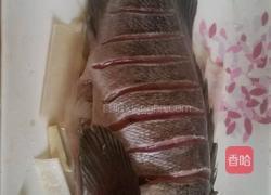 油泼黑头鱼的做法图解1